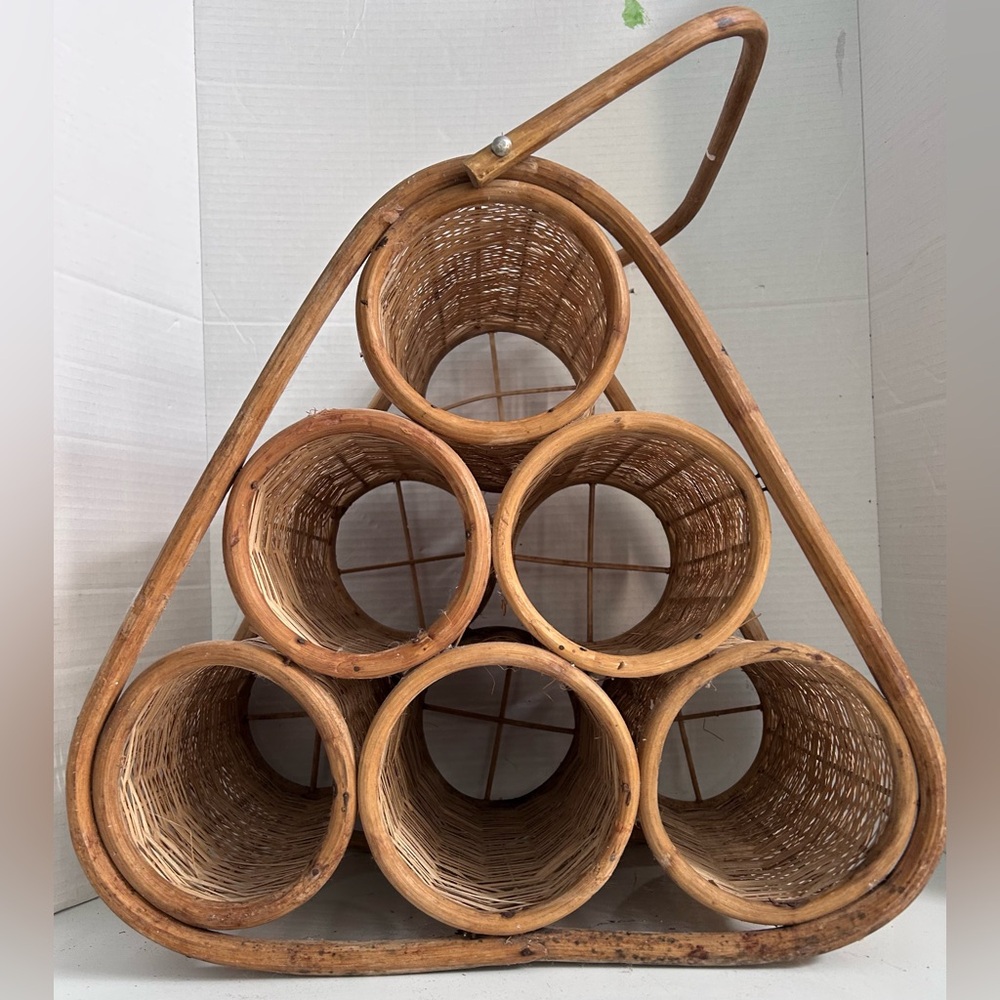 Vintage 6-bottle Wicker Wine Rack with carrying Handle